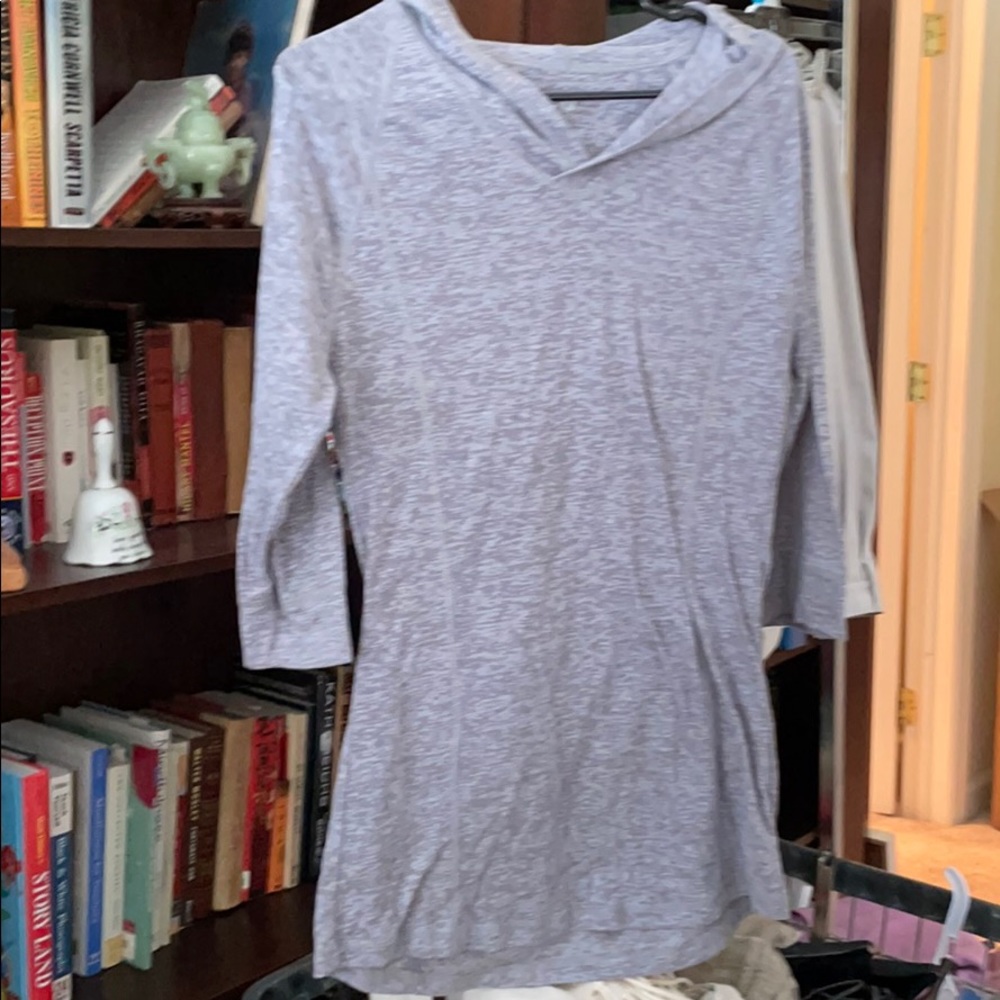 3/4 sleeve shirt